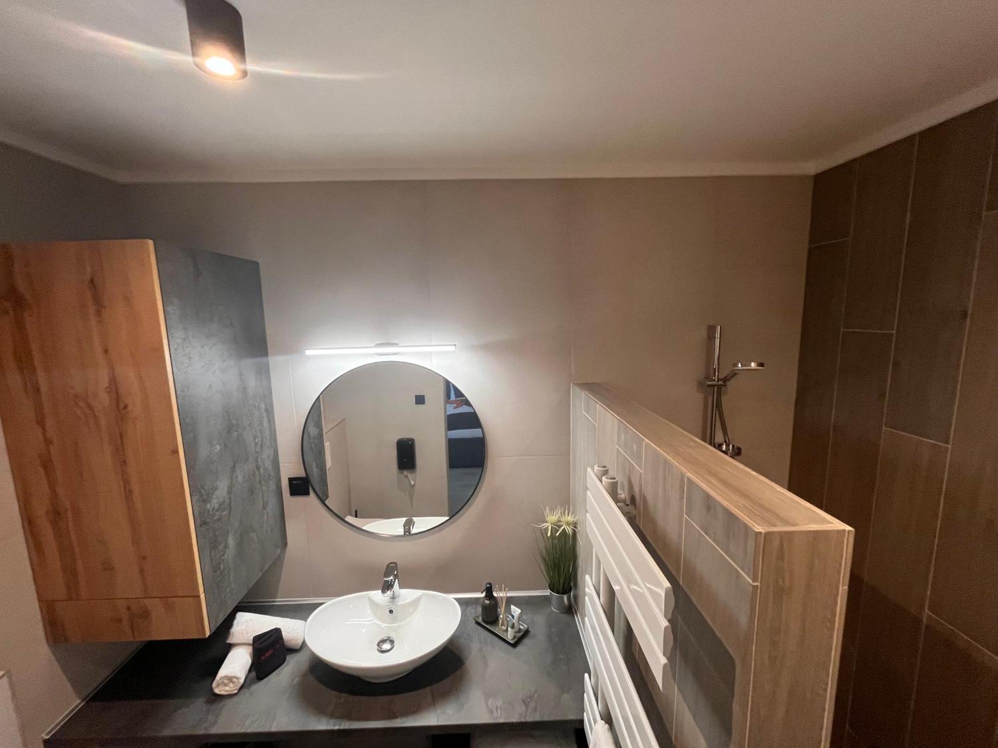 Varkapu Apartmanok 2 Gyula Exterior foto