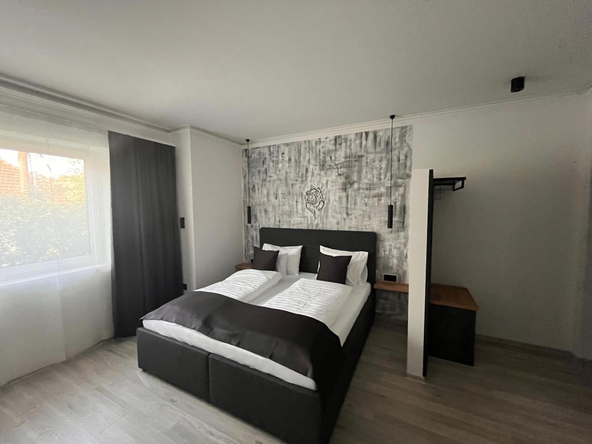 Varkapu Apartmanok 2 Gyula Exterior foto